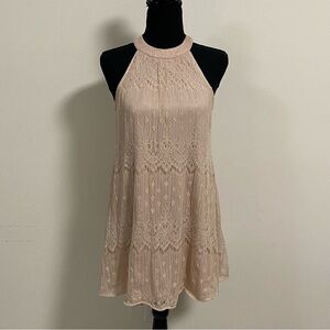 ASTR Dress Women’s Size XS Blush Pink Floral Lace Overlay Shift Dress